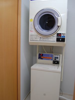 設備整ったランドリーコーナー