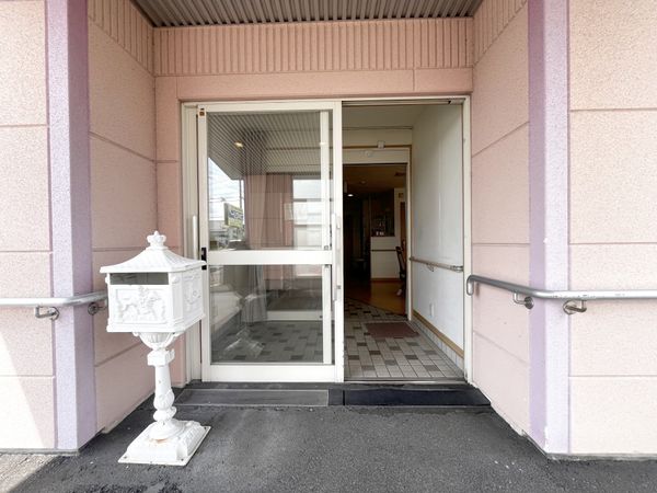 優しい色の玄関