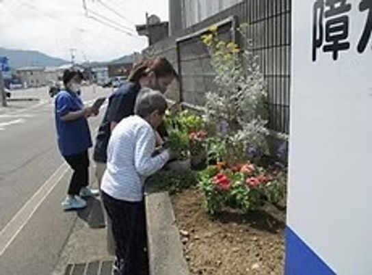 花壇での活動