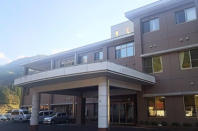 介護老人保健施設 あやめ(ユニット型)の外観