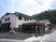 山あいの建物外観  