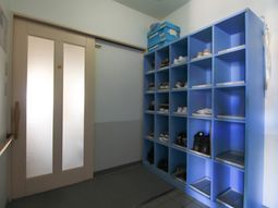 玄関と靴棚の空間