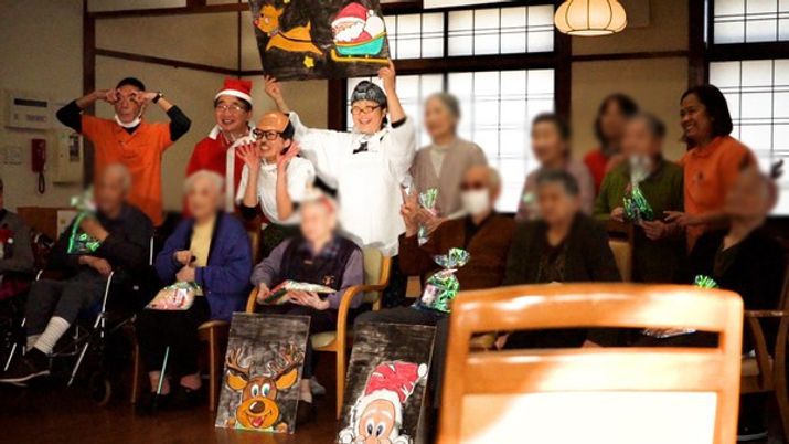 楽しい集まりの様子