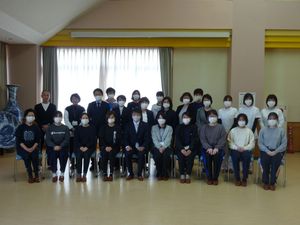 職員集合の多目的室  