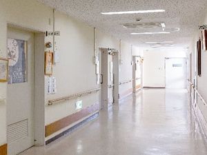 明るい廊下  