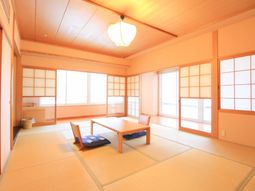 和室の明るい空間