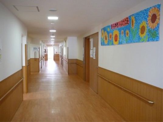 温かみのある廊下