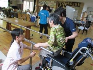 スタッフと利用者の交流