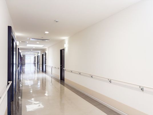 手すり付きの廊下