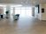 明るいロビー  