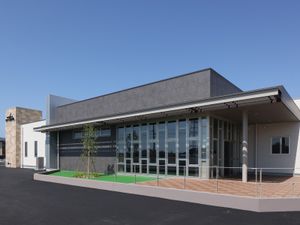 外観の建物正面  