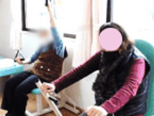 運動器具を使用する様子