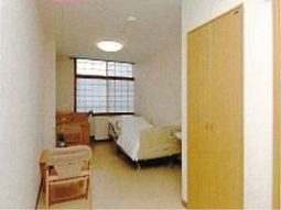 明るい居室の空間