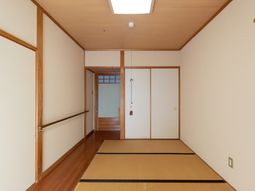 和室の清潔な居室