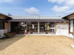 和風の明るい外観