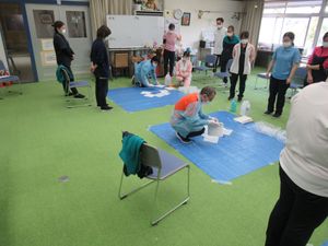 訓練中の多目的室  