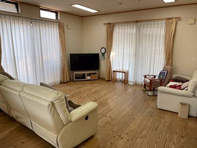 明るいリビングルーム