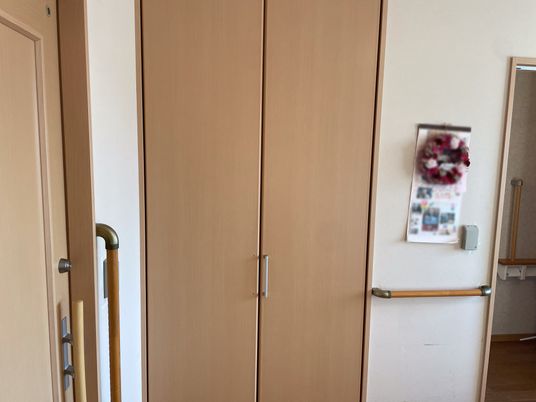明るく整ったクローゼット