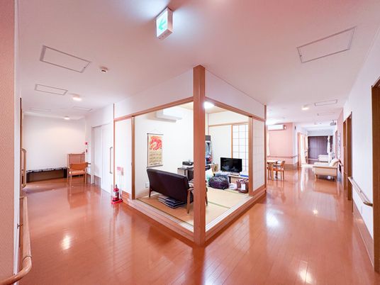 和室のある廊下
