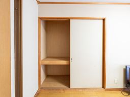 整った和室のクローゼット