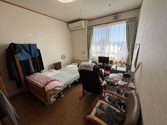 日差しが入る居室