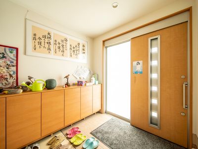 エントランスの温かい雰囲気