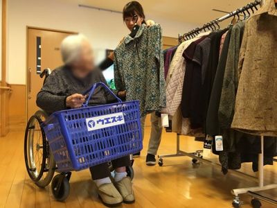 買い物の様子です