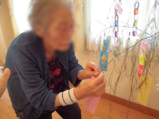 七夕飾りの室内