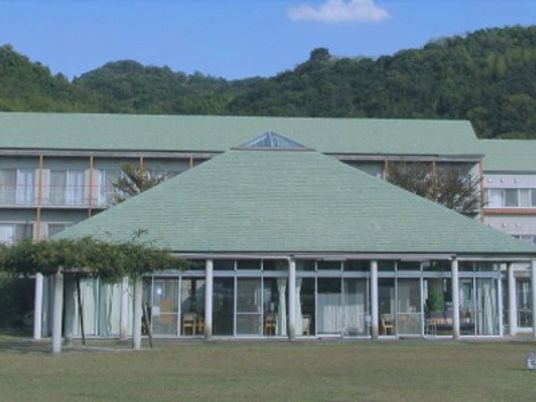 緑豊かな外観
