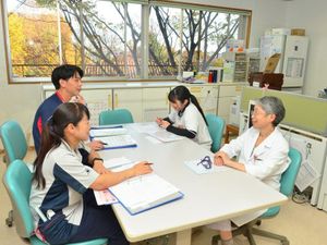 スタッフ会議室  