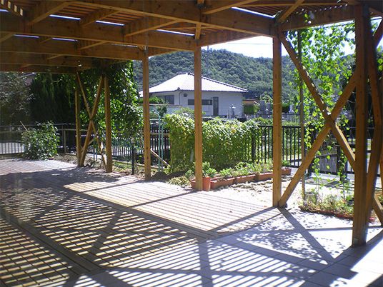 広々としたテラス