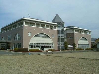 立派な外観の建物
