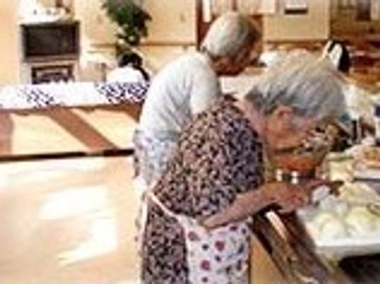 活気ある食堂の様子