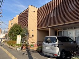 温かな雰囲気の外観