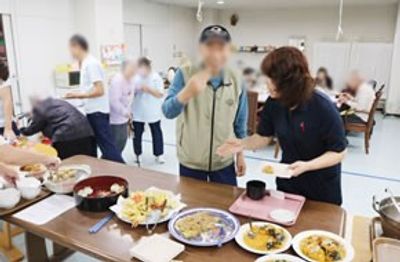 食を楽しむ交流スペース