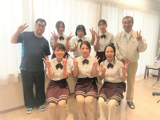 スタッフ集合のリビング  