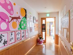 廊下のアートデコレーション