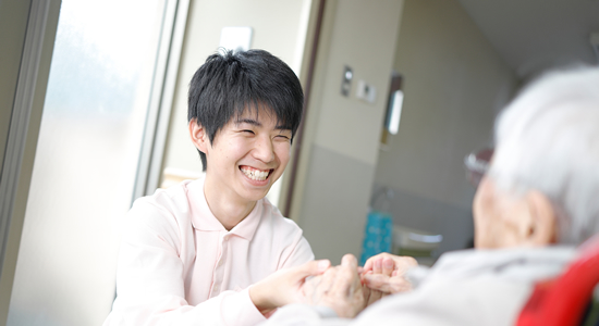 岡山赤十字 老人保健施設 玉野マリンホームの外観