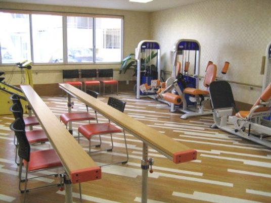 トレーニング用具が整う部屋