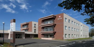 3階建ての建物外観