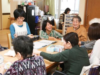 笑顔の集う居室