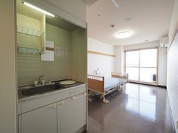 明るい居室の空間