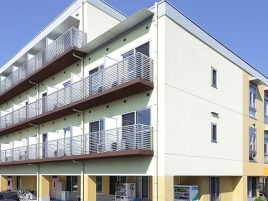 外観の建物全景  