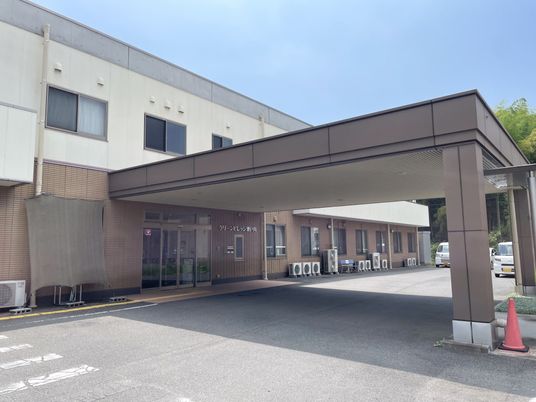 施設の外観