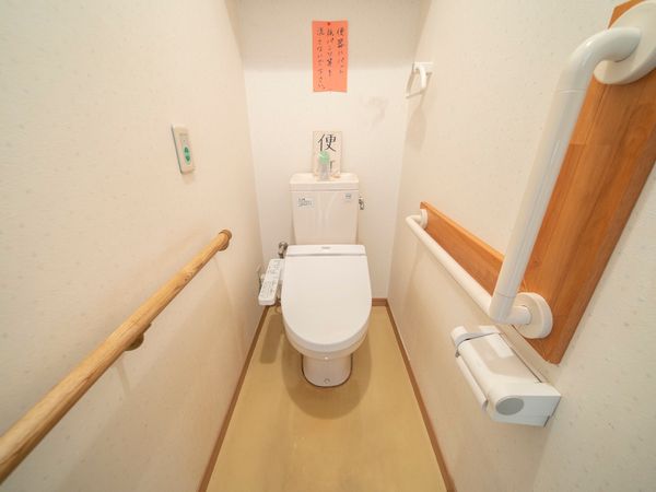 バリアフリーのトイレ設備