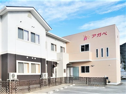 清潔感のある建物の外観