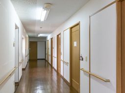 廊下の清潔なイメージ