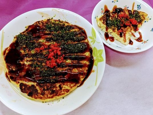 お好み焼きの料理