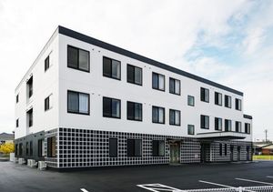 モダンな建物の外観