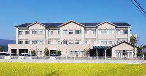 現代的な建物の外観